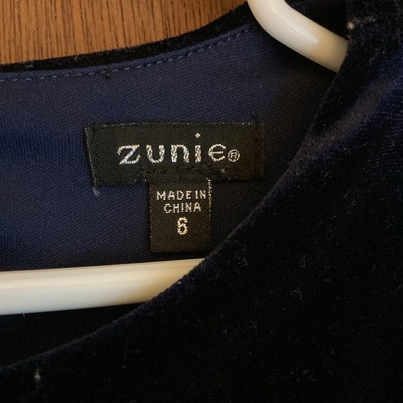 ZUNIE size 6 navy velvet (top part only) dress in excellent preowned condition - Picture 2 of 13